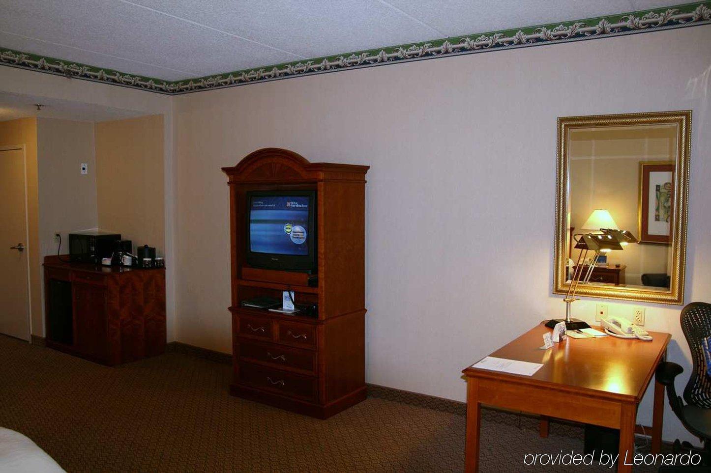 Hilton Garden Inn Secaucus/Meadowlands Номер фото