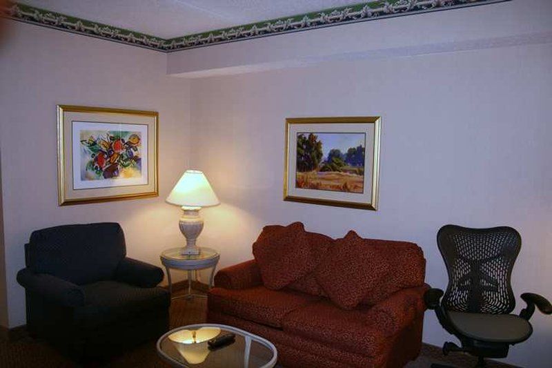Hilton Garden Inn Secaucus/Meadowlands Номер фото